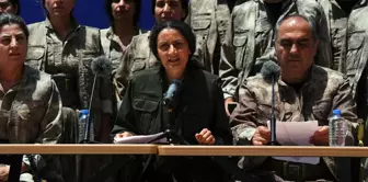 Yıllar önce de yeni dönemi o duyurmuş! Silahı ilk bırakan PKK'lı Bese Hozat'la ilgili çarpıcı detay

منذ سنوات، أعلنت هي أيضًا عن الفترة الجديدة! تفاصيل مثيرة حول بي سي هوزات، أول مقاتل من حزب العمال الكردستاني يضع السلاح.