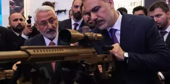The image of Minister Fidan delivering a message about the military operation became a sensation.