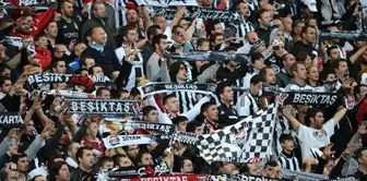 The chant that divides the Beşiktaş stands.