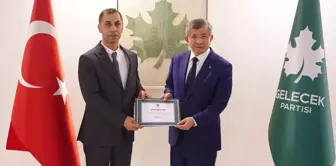The İzmir Provincial Chairman of the Future Party was detained on charges of sexual harassment.