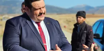 The mayor, who is rumored to be switching to the AK Party, shares a post about 
