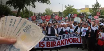Public sector collective bargaining negotiations have stalled, and civil servants will go on strike on Monday.