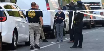 Shooting at a restaurant in New York: 3 dead, 8 injured.