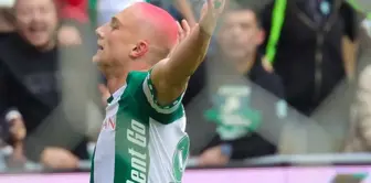 The star striker of the Super League, Kramer, has transferred to Saudi Arabia.