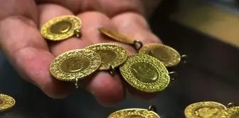 Investor in shock: Unexpected movement in gold prices.