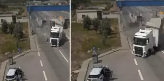 A truck that lost control at the toll booths crashed into a gendarmerie vehicle: 5 injured.