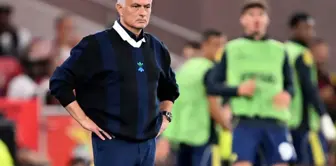 Jose Mourinho: Benfica deserved it, we lost to the stronger team.