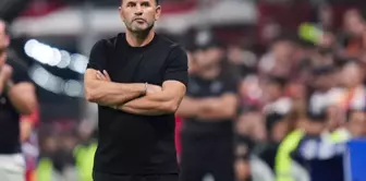 Okan Buruk عن انتقال حارس المرمى: أنا الآن في اجتماع.
