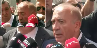 A water bottle was thrown at Gürsel Tekin in front of the CHP Provincial Headquarters.