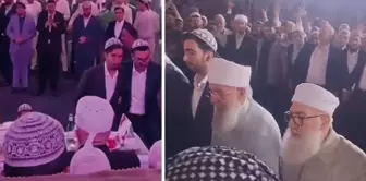 A wedding that lasted 3 days and 3 nights in Menzil Square! Sheikh Seyyid Saki started to dance the halay.