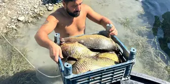 In a landlocked province, he earns 200,000 TL per month from fishing.