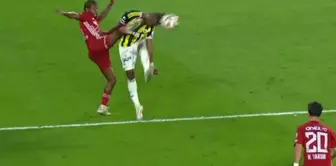 Is it a penalty or not? Famous commentators expressed their opinions without hesitation on the situation that divided the country.