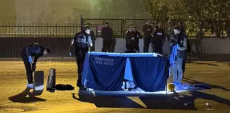 Mysterious murder in Arnavutköy! A person wearing a police vest shot someone in the head and fled.