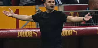 Okan Buruk's reaction to the referee.