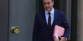 The Prime Minister Lecornu, who formed his government in France yesterday, resigned today.
