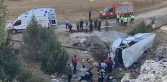 A minibus rolled into a ditch in Mersin: 5 dead.