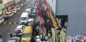 The sale of a product worth 1,000 TL for 100 TL caused a stampede.