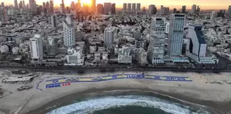 Surprise welcome for Trump in Israel! A giant 