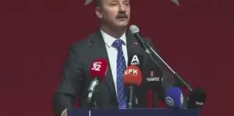 Yavuz Ağıralioğlu, who was caught in an earthquake while on stage, gave a shocking reaction: 