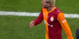 Big shock for Barış Alper! He was taken aback as he left the game.
