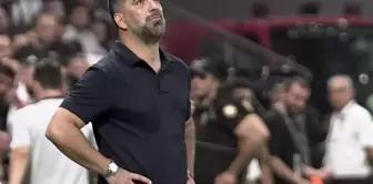 Arda Turan collapsed in the 90+4th minute.