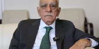 Former Mardin Metropolitan Mayor Ahmet Türk acquitted.