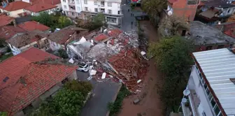 The destruction in Sındırgı became apparent when dawn broke.