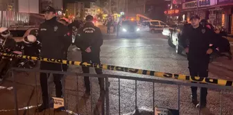 The 16 buildings surrounding the collapsed building in Gebze have been evacuated! The columns have cracked.