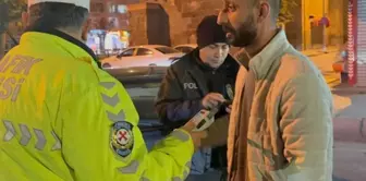 A person who was asked for identification by the police opened their social media, resulting in a fine of 46,000 lira.