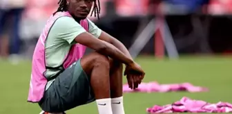 The football player associated with Fenerbahçe and Galatasaray has faced numerous challenges.