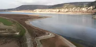 Our city is struggling with drought! The reservoir's water level is still at a critical level.