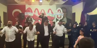 While Turkey mourned its 20 martyrs, the mayor started dancing the halay.