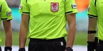 In an illegal betting operation, 32 people were arrested, including 4 referees.