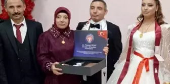 The bride, whom he brought for 500 thousand lira, ran away, and the father hanged himself.