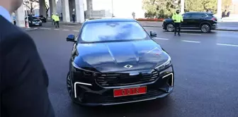 Minister Kacır arrived at the budget discussions with Togg's new model, the T10F.