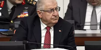 وزير الدفاع الوطني غولر يحذر حزب العمال الكردستاني بشكل واضح