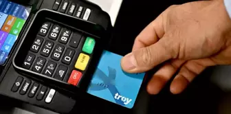 Центральный банк снизил процентные ставки по кредитным картам.