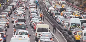 A new discount of 83 kuruş on gasoline is coming tonight.