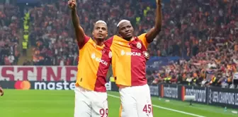 جاري توقيع العقود في غلطة سراي.