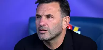 A surprise visit from Okan Buruk to his detained football player Metehan Baltacı.