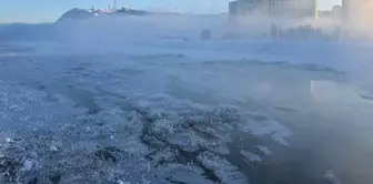 Not Siberia, but Turkey! The longest river has frozen.