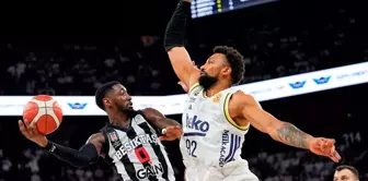 Beşiktaş lost for the first time this season! Fenerbahçe Beko won the big derby.