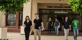 فضيحة تثير الجدل في جامعة إزمير للاقتصاد: وضعوا الطالبات في تصويت.
