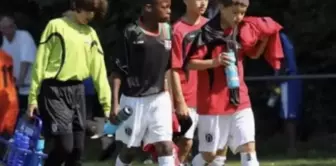 The photo of Musaba and Ferdi Kadıoğlu from years ago has become a topic of discussion.