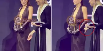 Burcu Esmersoy's gesture towards Sinem Ünsal stole the show at the award ceremony.