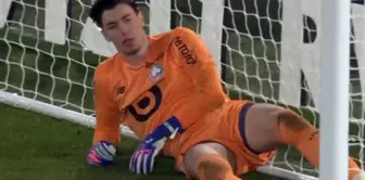 Berke Özer experienced a nightmare against PSG.