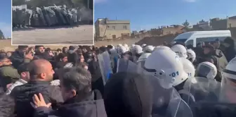 After the DEM Party group meeting, chaos erupted! Stones were thrown at the police, and a scuffle broke out.