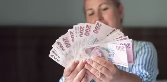 The proposal to raise the lowest pension to 20 thousand lira has passed in the Parliament.