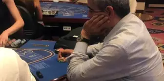 رئيس حزب الحركة القومية في أيدين، هالوك أليجيك، على طاولة القمار.