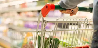 Крупная сеть супермаркетов прекращает свою деятельность! 105 магазинов будет передано конкурентам.